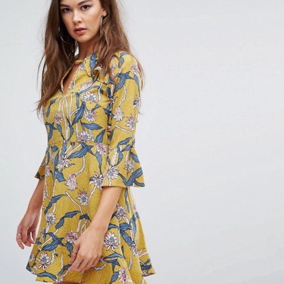 Boo boo ruffle dress - Picture 2 of 4